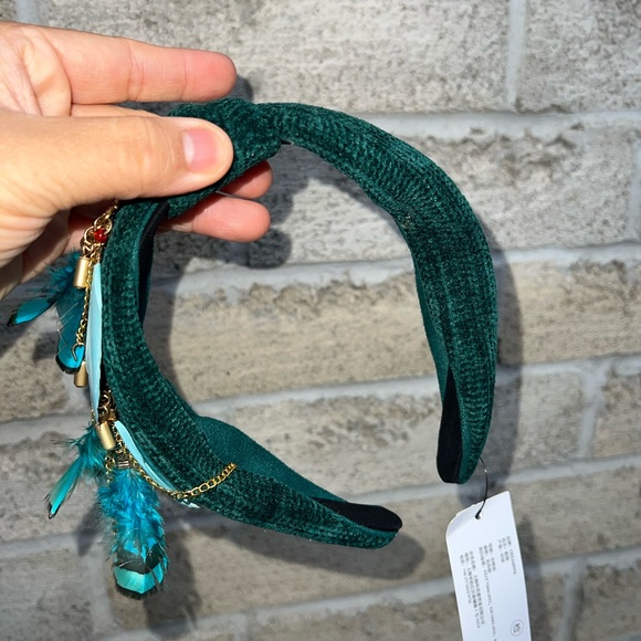 Brand new headband - Picture 7 of 8